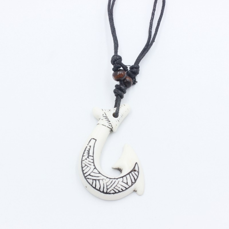New Zealand Maori fishhook nec - Resin Art Necklace recensie en prijs