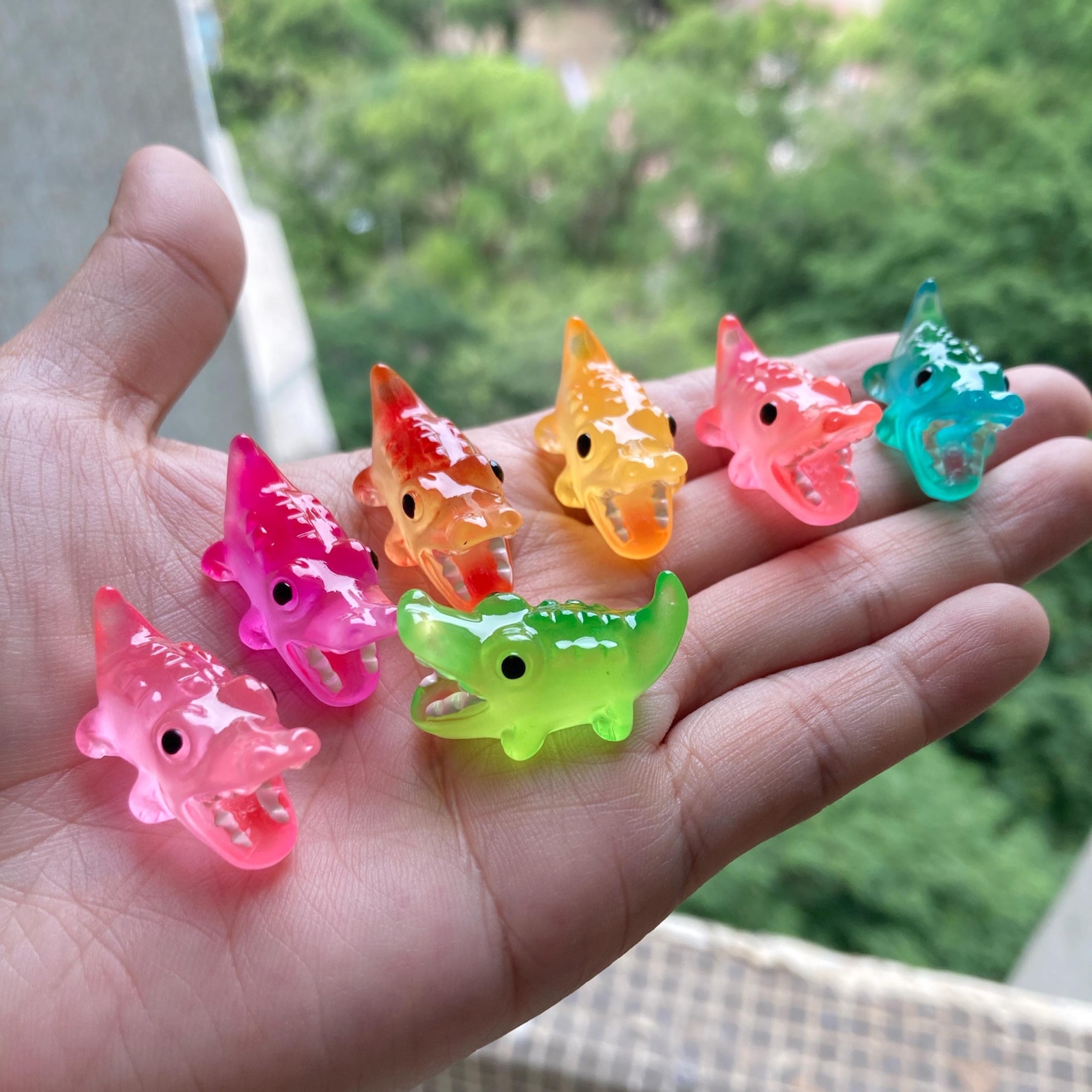 Mixed Glow in the dark cute Al - Resin Art Products recensie en prijs