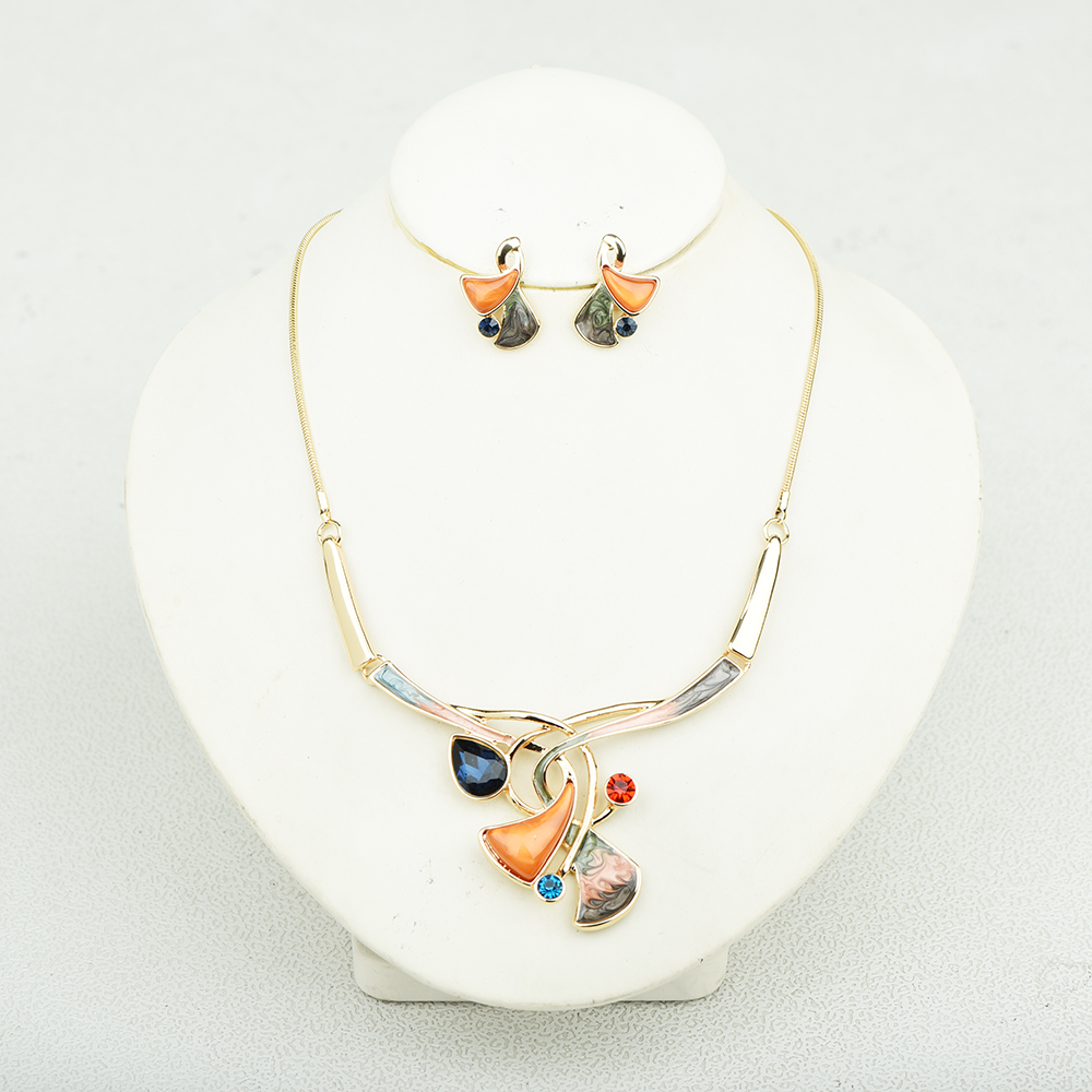 ICEYY Luxury Crystal Water dro - Resin Art Necklace recensie en prijs