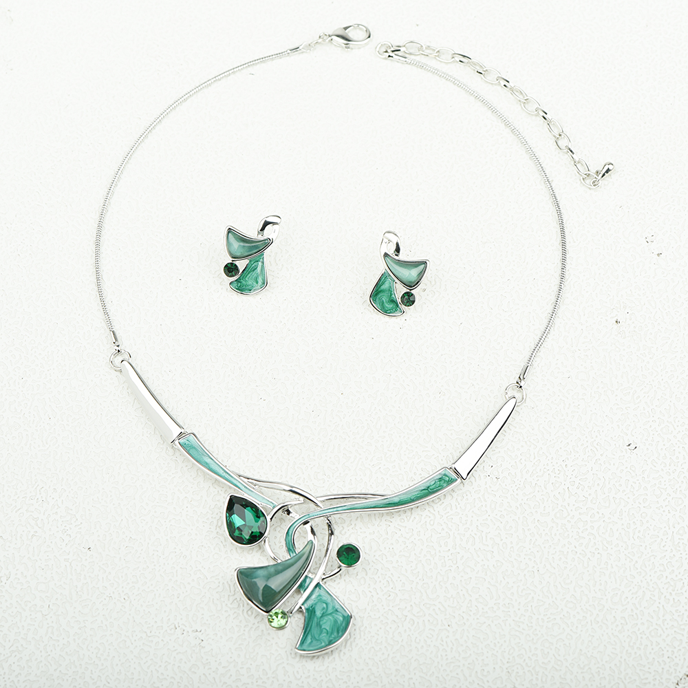 ICEYY Luxury Crystal Water dro - Resin Art Necklace recensie en prijs